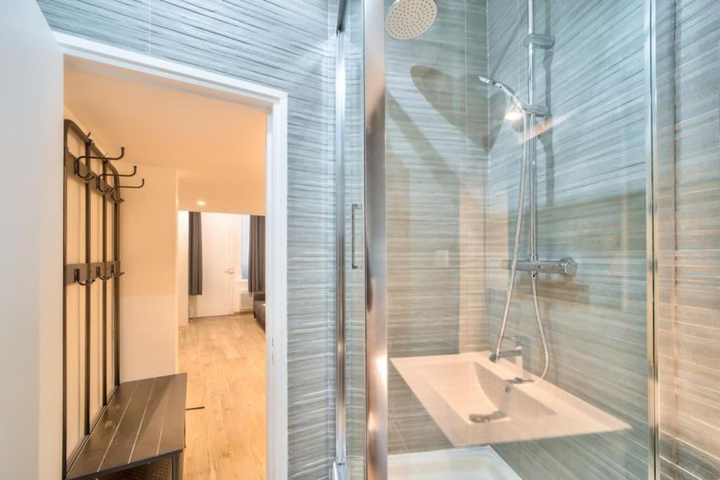 Bel Appartement Au Coeur De Montmartre Paris Eksteriør bilde