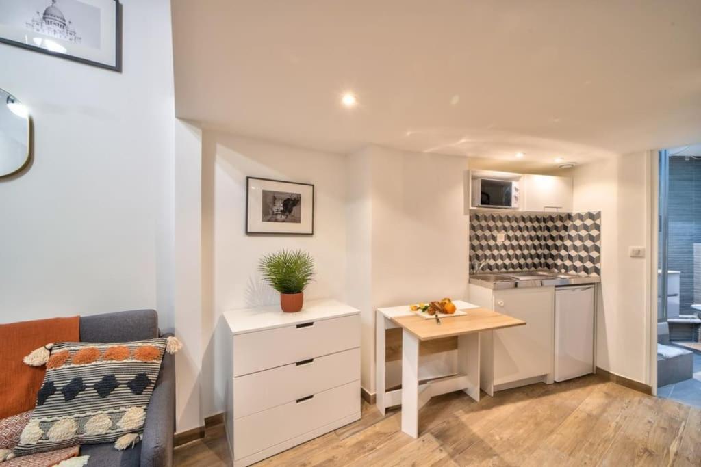 Bel Appartement Au Coeur De Montmartre Paris Eksteriør bilde