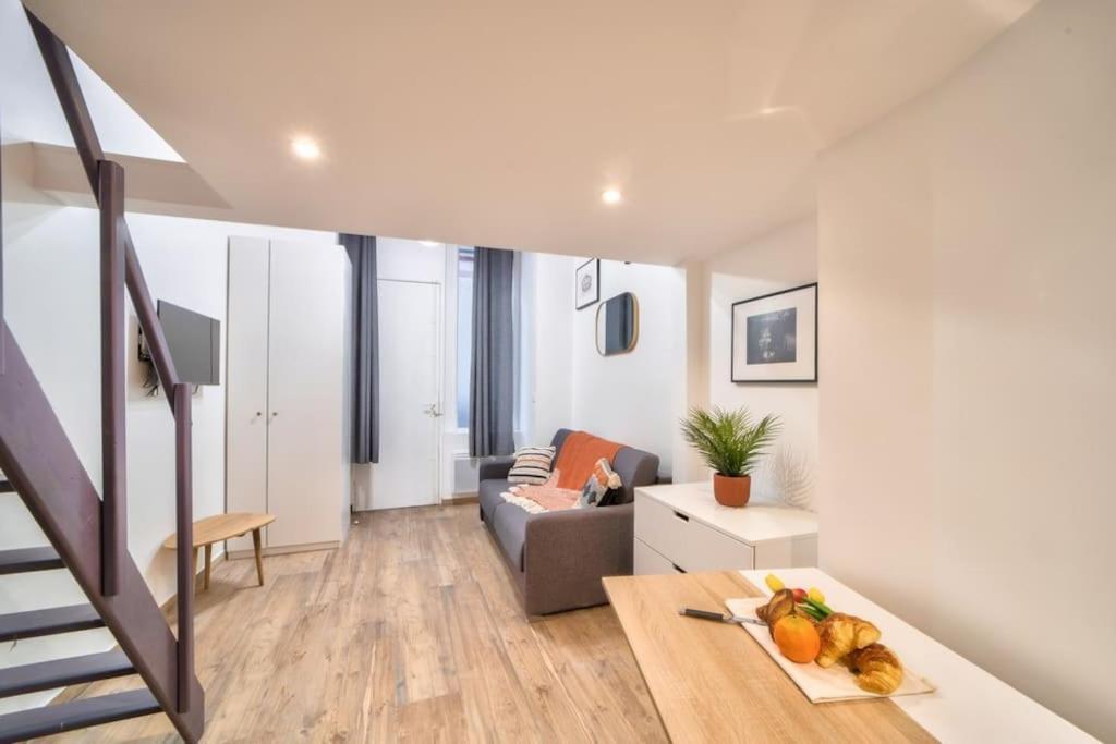Bel Appartement Au Coeur De Montmartre Paris Eksteriør bilde